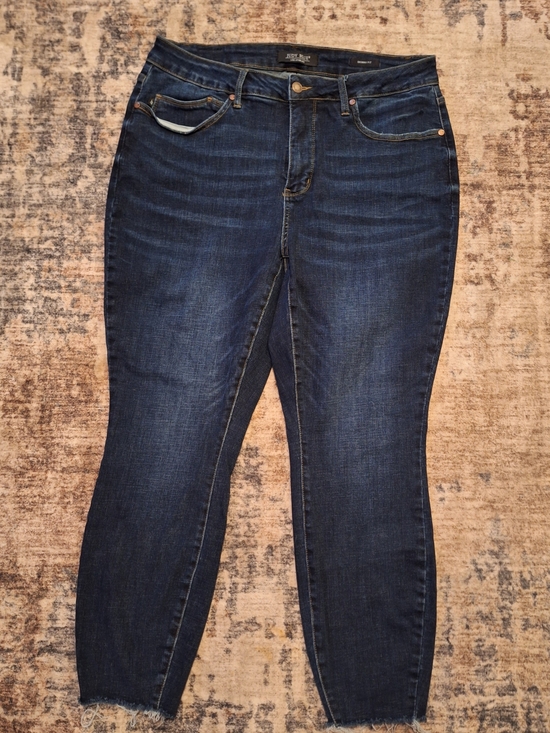 Judy Blue Denim - Judy Blue Skinny Jeans. Raw Hem. Like New. Sz 18W
